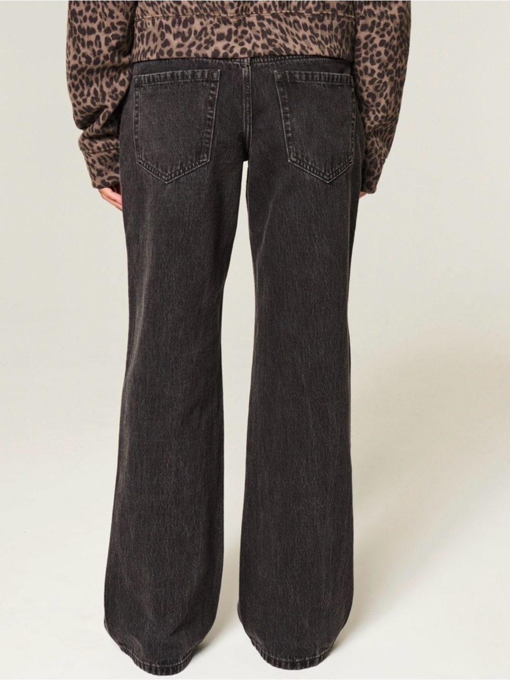 Hollister Women's Low-Rise Baggy Jeans — Washed Charcoal Black - Picture 2 of 6